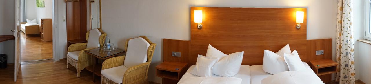 Hotel-Restaurant Roter Ochsen Lauchheim Eksteriør billede